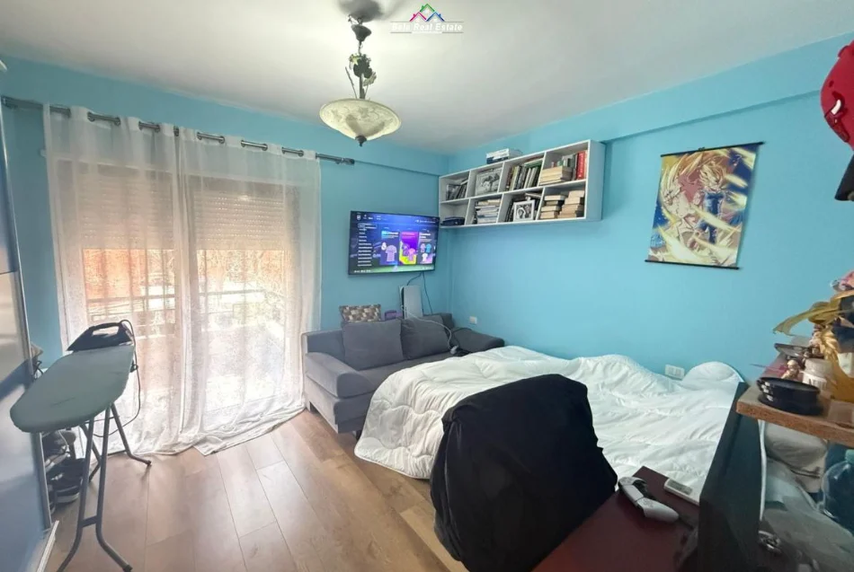 Tirane, shes apartament 3+1+Ballkon Kati 1, 120 m² 345.000 € (Rruga Selite e Vjeter)