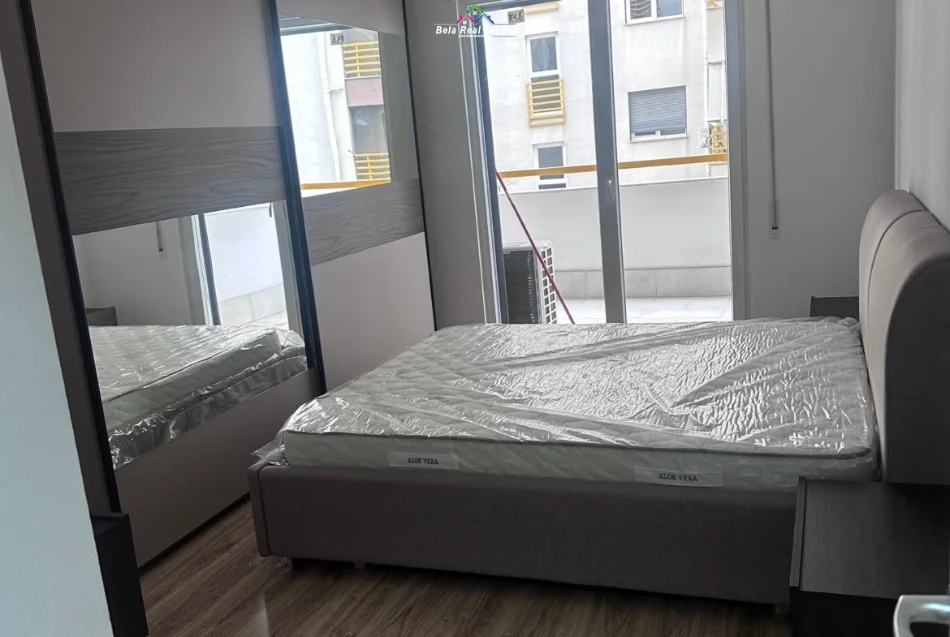 Tirane, jepet me qera apartament 1+1 Kati 1, 70 m² 600 € (Rruga Dritan hoxha)