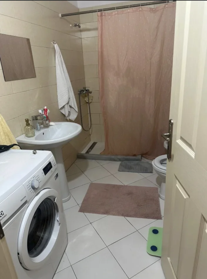 Tirane, jap me qera apartament 1+1+Ballkon Kati 8, 64 m² 450 € (Astir, afer vila L)