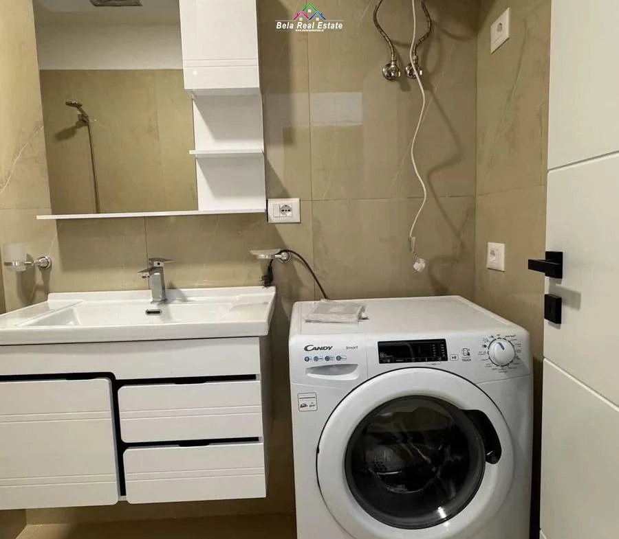 Tirane, jepet me qera apartament 2+1 Kati 7, 101 m² 730 € (Rruga Ndre Mjeda)