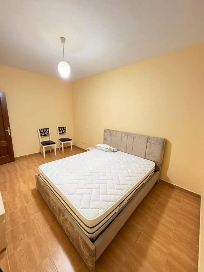 Tirane, jepet me qera apartament 2+1 Kati 7, 90 m² 580 € (Bulevardi Zhan Dark)