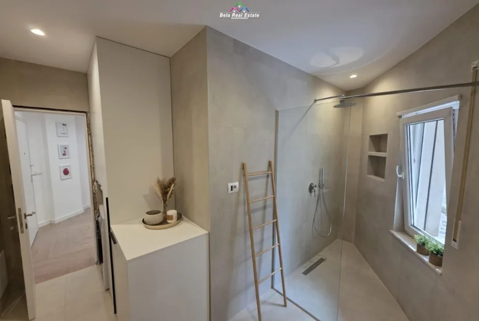 Tirane, jepet me qera apartament 1+1 Kati 1, 75 m² 840 € (Rruga Kodra e Diellit)