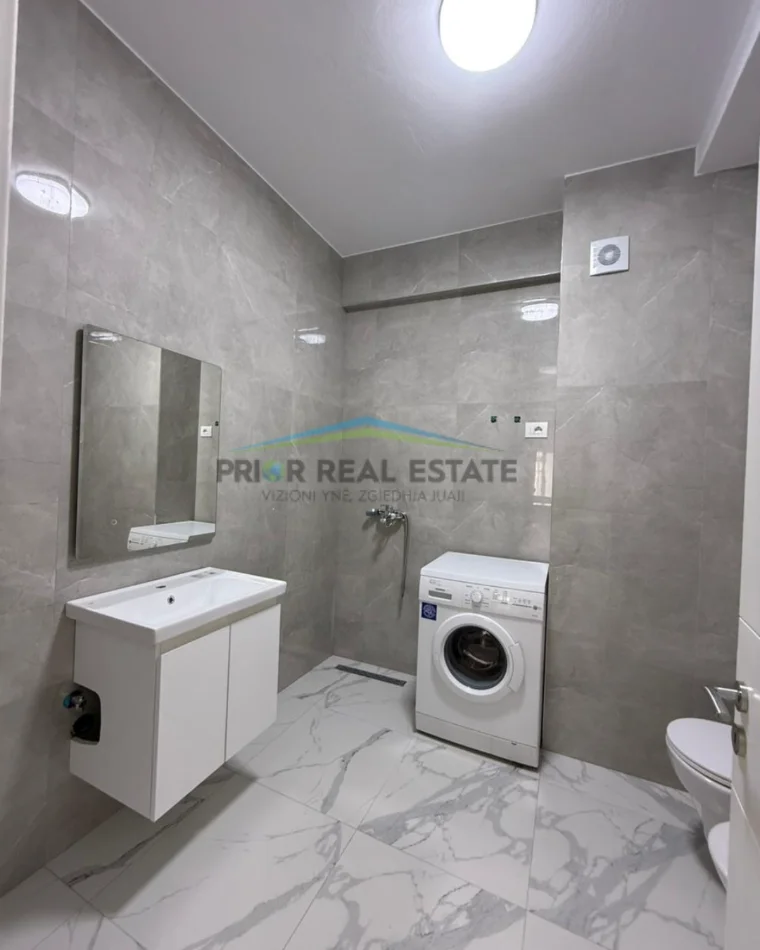 Tirane, shitet apartament 2+1 Kati 5, 114 m² 183.000 € 