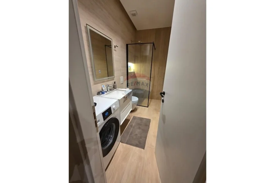 Tirane, shitet apartament 1+1 , 49 m² 119.900 € (Eduart Mano)