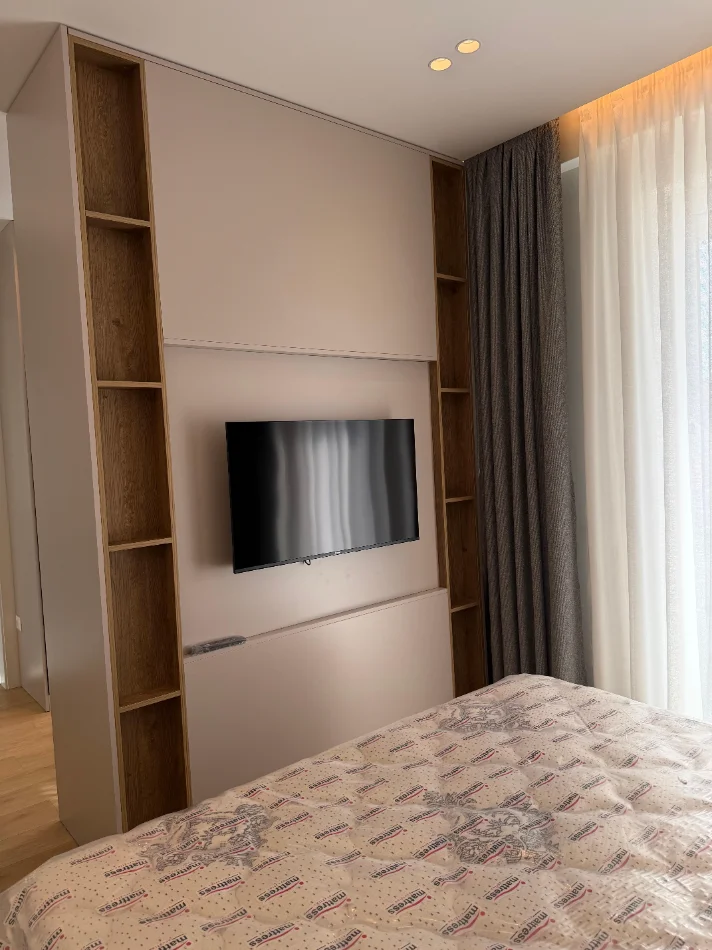 Tirane, jepet me qera Vile Kati 3, 197 m² 2.100 € (Farke)