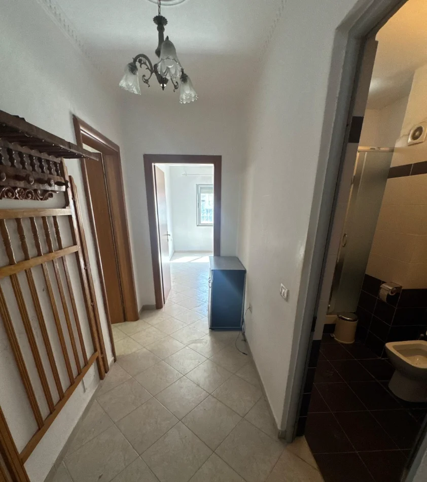 Tirane, shitet apartament 2+1 , 93 m² 145.000 € 