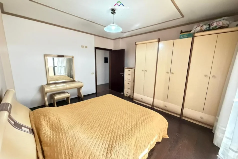 Tirane, shes apartament 2+1 Kati 5, 112 m² 263.000 € (Rruga Bill Klinton)