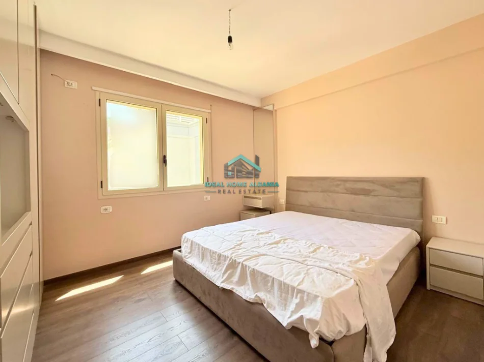 Vlore, shitet apartament 2+1+Ballkon Kati 6, 97 m² 250.000 € (Lungomare, vlore)