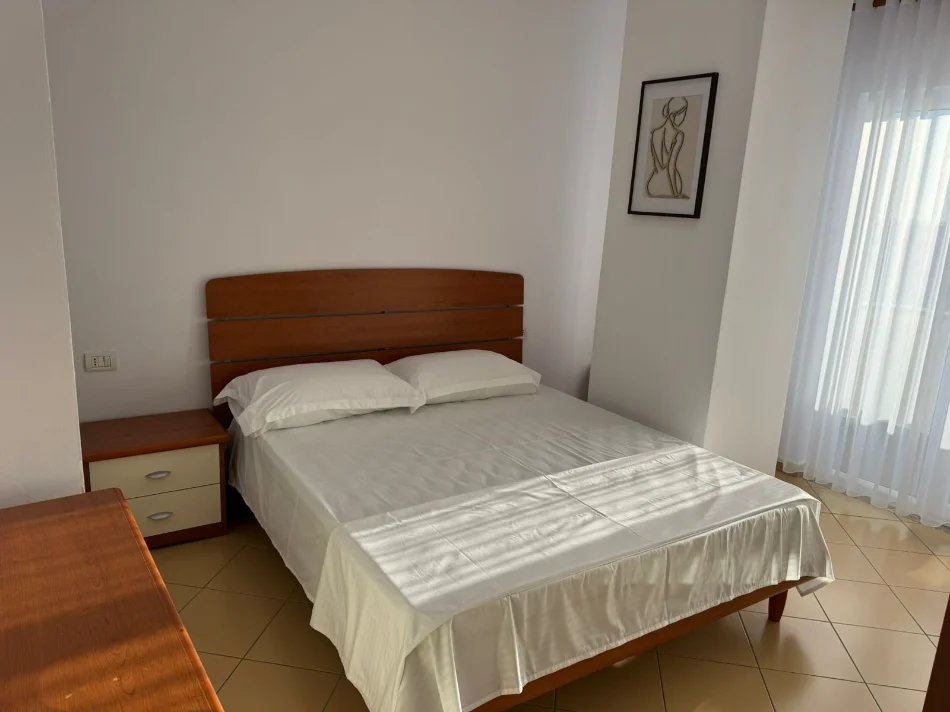 Shengjin, shitet apartament 1+1+Ballkon , 69 m² 100.000 € 