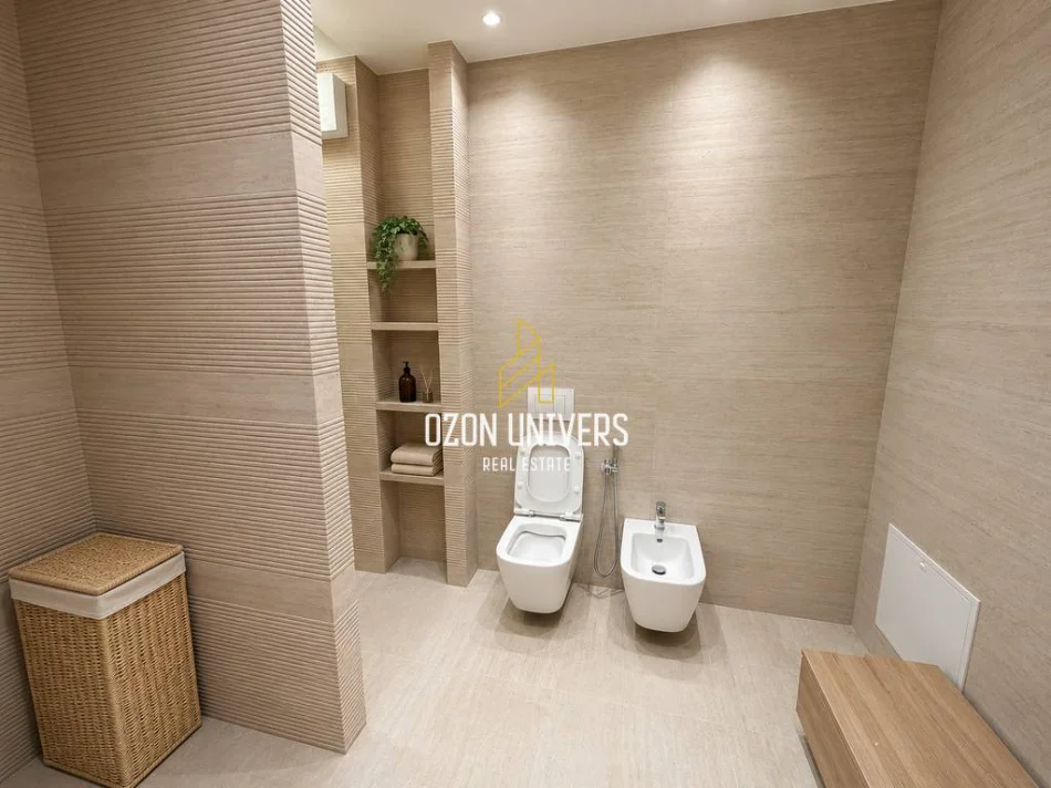 Tirane, jepet me qera ambjent biznesi Kati 9, 127 m² 1.300 € (Ish Ekspozita)