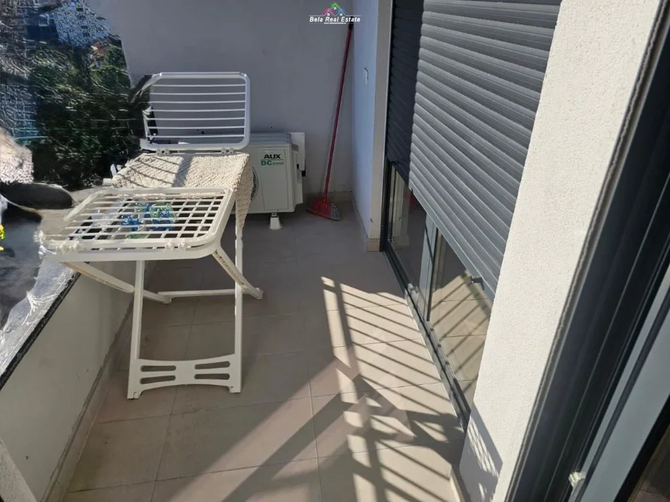 Tirane, jepet me qera apartament 1+1 Kati 7, 55 m² 630 € (ish Stacioni i Trenit, rruga Karl Gega)