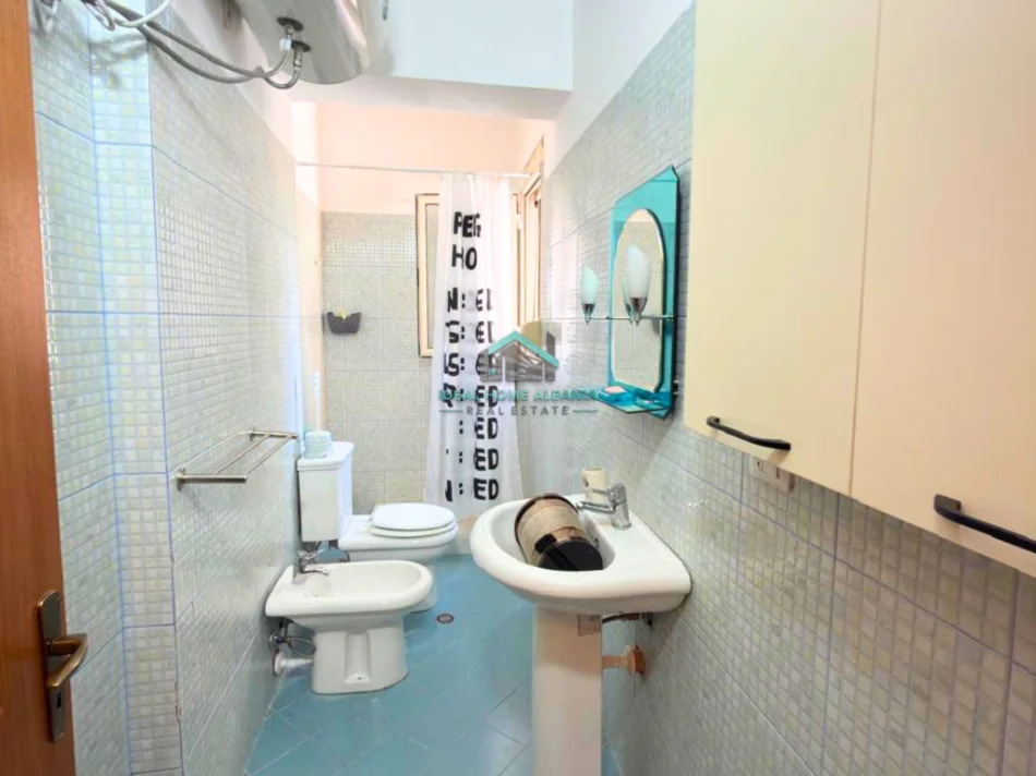 Vlore, shitet apartament 1+1+Ballkon Kati 2, 72 m² 105.000 € (Lungomare, vlore)