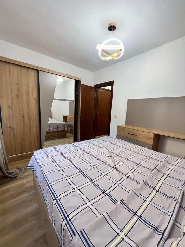 Durres, shitet apartament 1+1+Ballkon Kati 3, 75 m² 98.000 € (Golem, vetëm 100 metra nga deti)