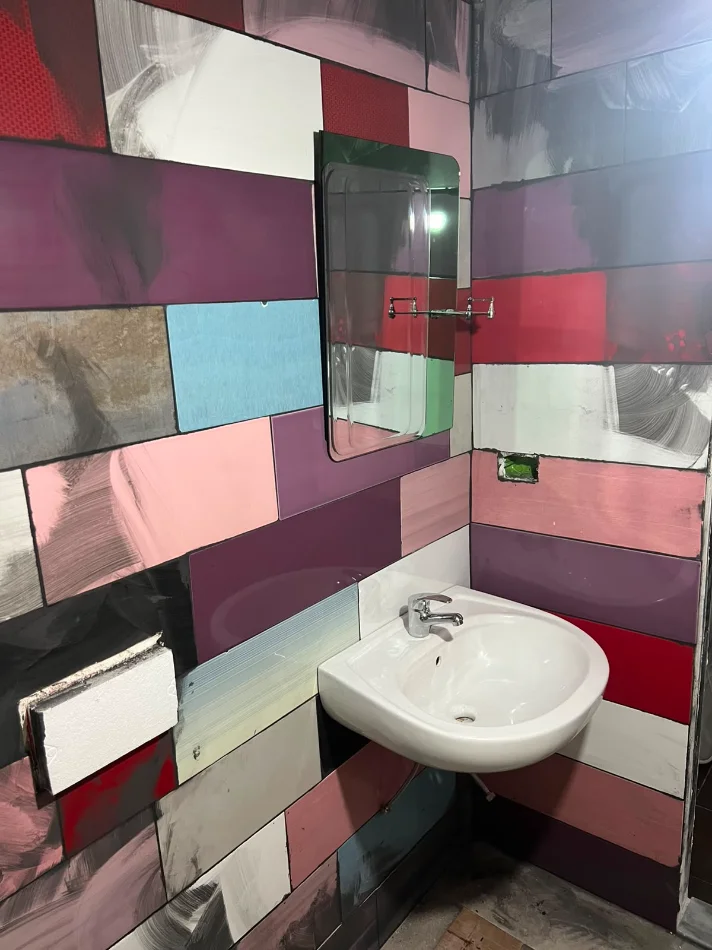 Tirane, jepet me qera garsonier Kati 1, 38 m² 350 € (Rruga e Dibrës, pranë spitalit Amerikan 2)