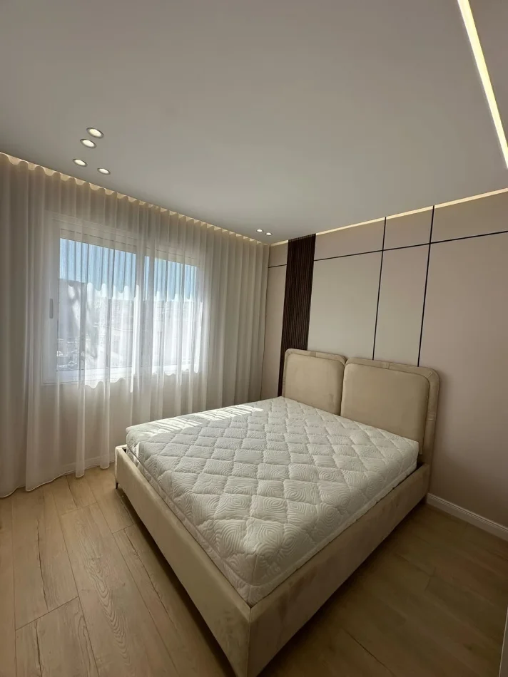 Tirane, shitet apartament 2+1 Kati 3, 109 m² 165.000 € (Astir)