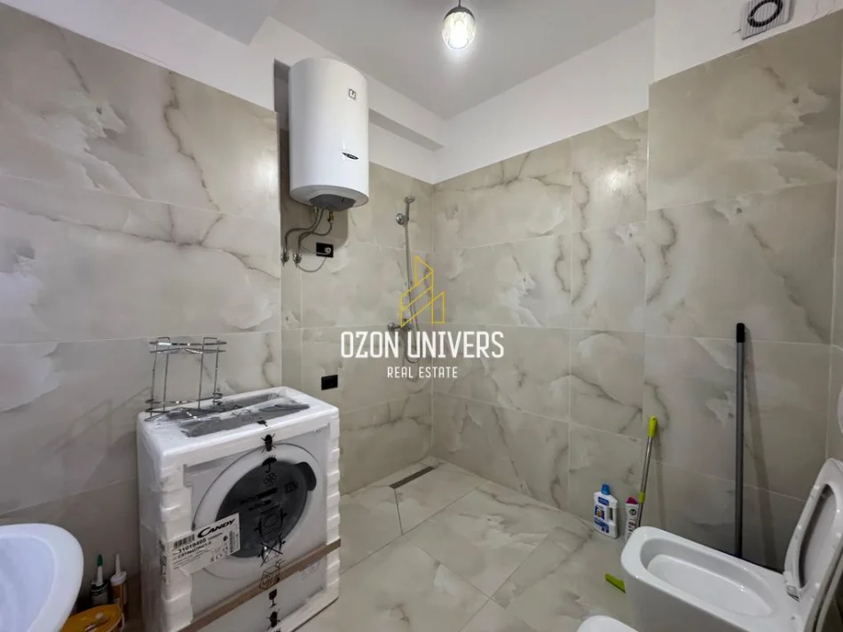 Tirane, jepet me qera apartament 1+1+Ballkon Kati 5, 69 m² 400 € (Paskuqan)