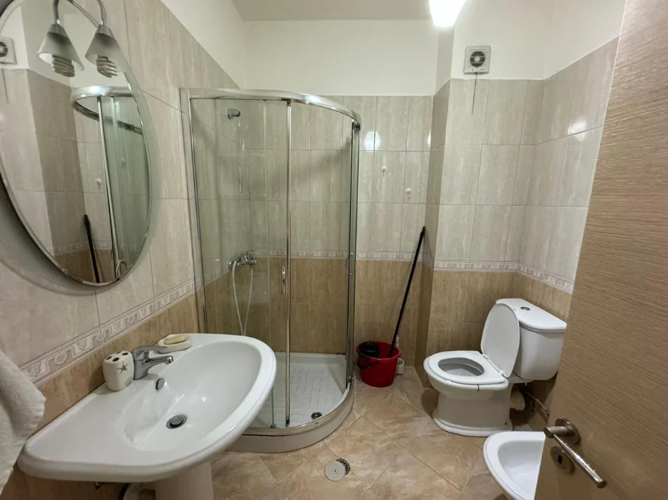 Tirane, jepet me qera apartament 2+1 Kati 2, 96 m² 600 € (Kodra e Diellit 1)
