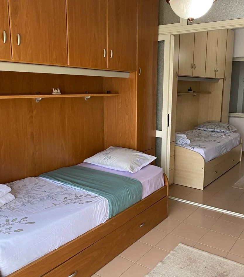 Tirane, jepet me qera apartament 3+1 , 150 m² 135.000 € 