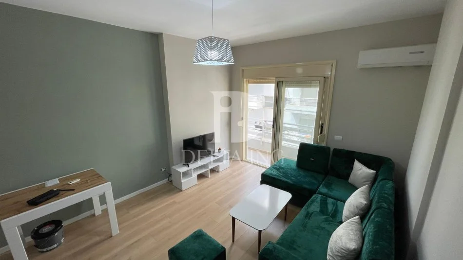 Vlore, shitet apartament 1+1+Aneks+Ballkon Kati 4, 74 m² 185.000 € (Lungo Mare)