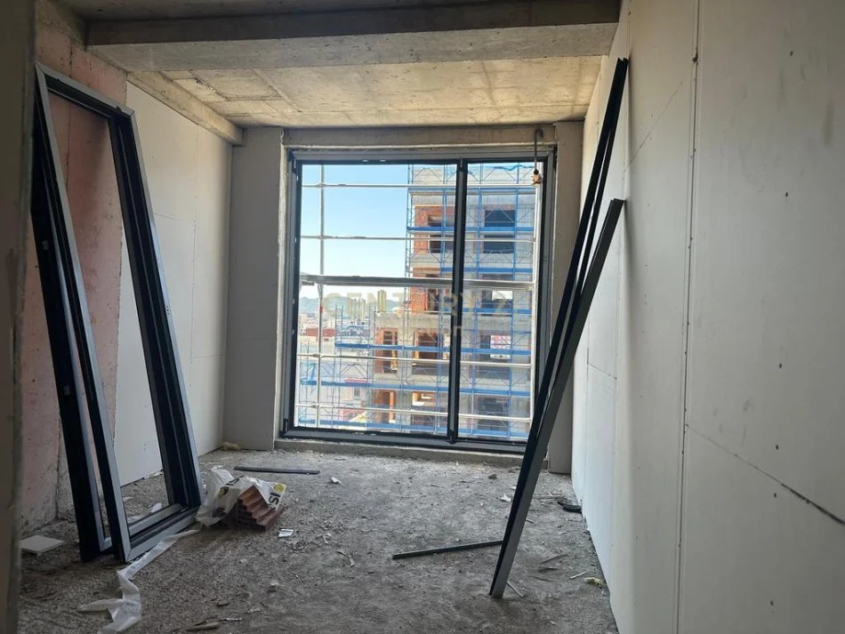 Tirane, shes apartament 2+1 Kati 6, 122 m² 198.000 € (ali demi)