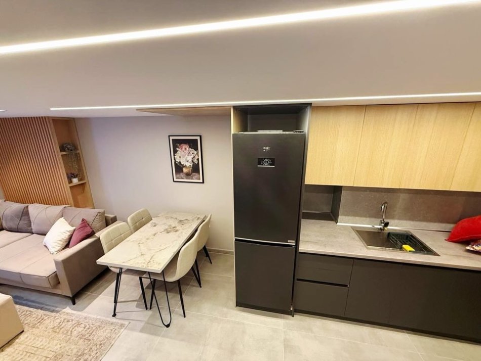 Tirane, shitet apartament duplex 1+1 , 70 m² 119.000 € (golden park residence)