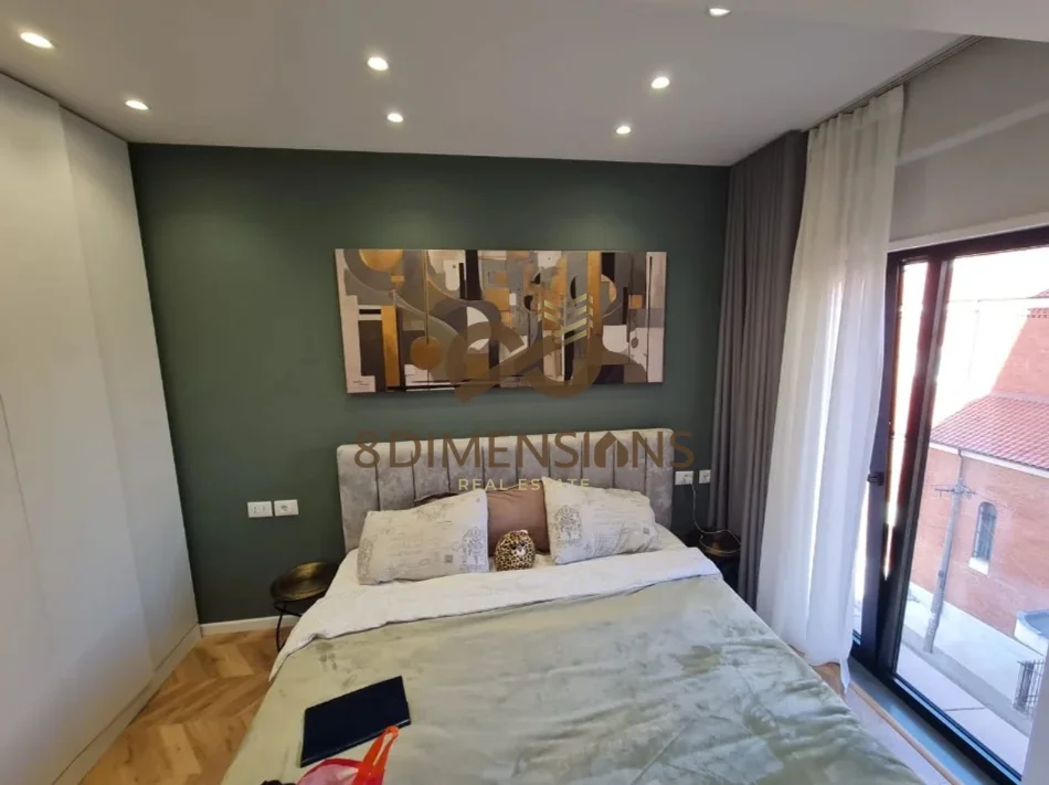 Tirane, shitet apartament 1+1+Ballkon Kati 2, 62 m² 233.000 € (rruga e kavajes)