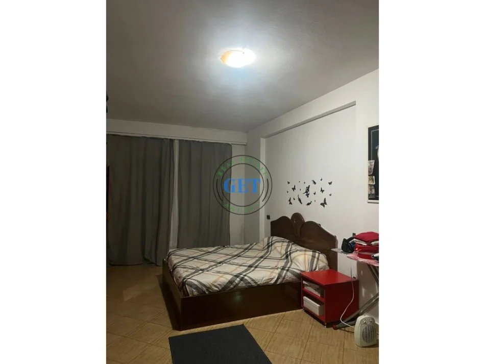 Durres, shitet apartament 1+1 Kati 6, 82 m² 95.000 € (Pallati Sportit)