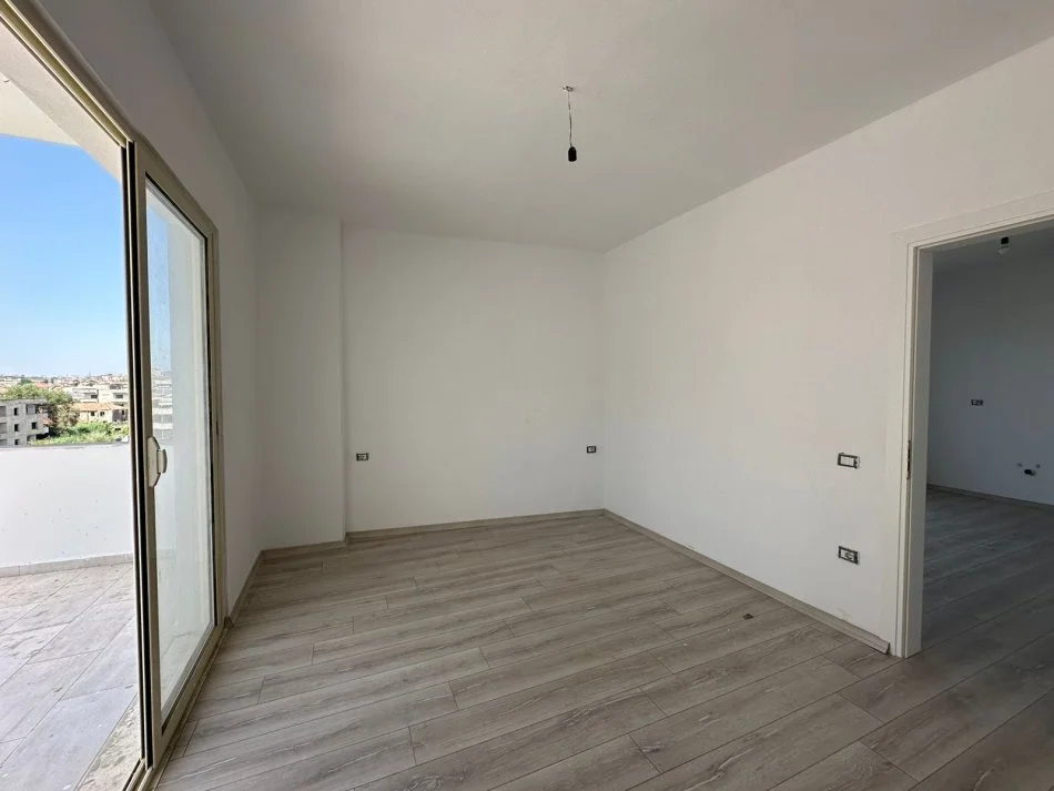 Durres, shitet apartament 1+1+Ballkon Kati 3, 79 m² 76.000 € 