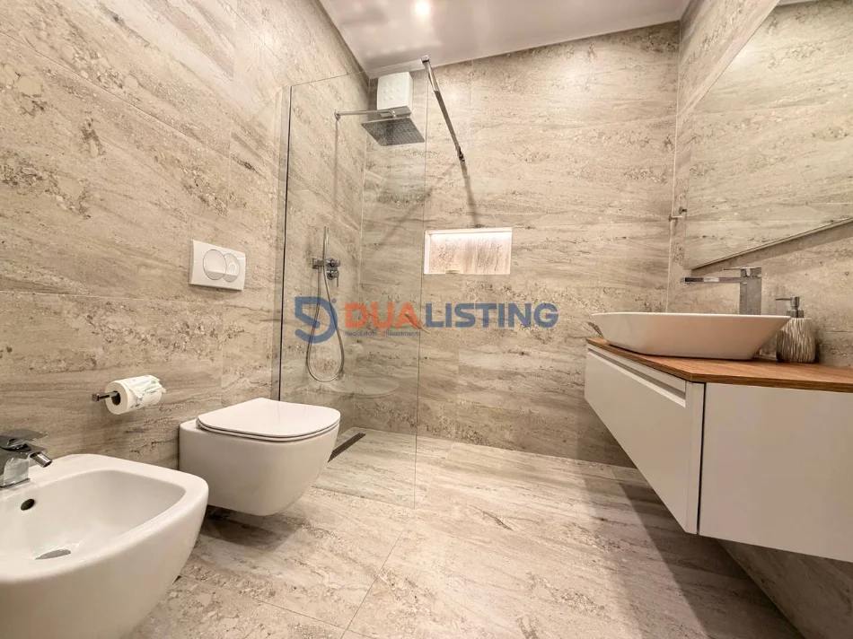 Tirane, shitet apartament 1+1 , 65 m² 129.000 € (Liqeni i Thate)
