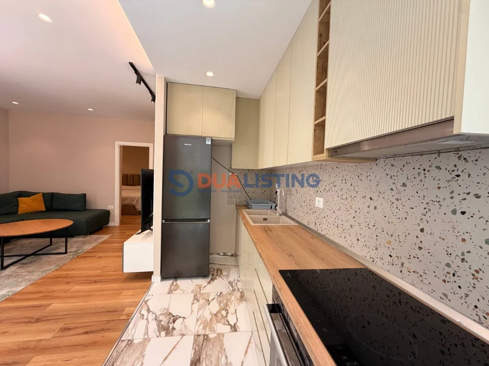 Tirane, shitet apartament 1+1 , 65 m² 129.000 € (Liqeni i Thate)