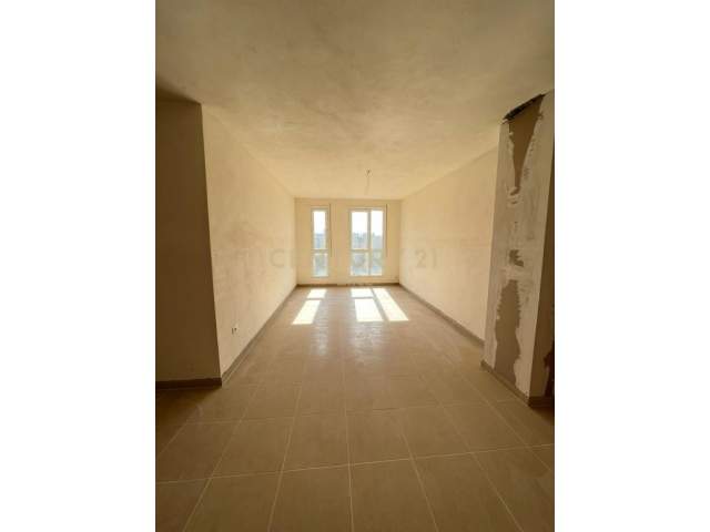 Shitet apartament 2+1 Shkolla e Bashkuar! Kati 4, 93 m² 97.000 Euro (Rruga e Dibres))