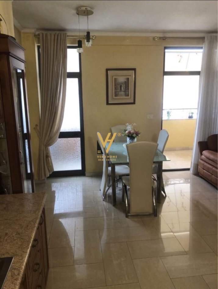 Tirane, shitet apartament 3+1+Ballkon Kati 7, 125 m² 380.000 € (RRUGA E ELBASANIT)