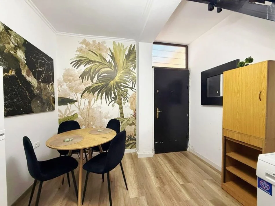 Tirane, shitet apartament Dublex , 49 m² (rruga barrikadave)