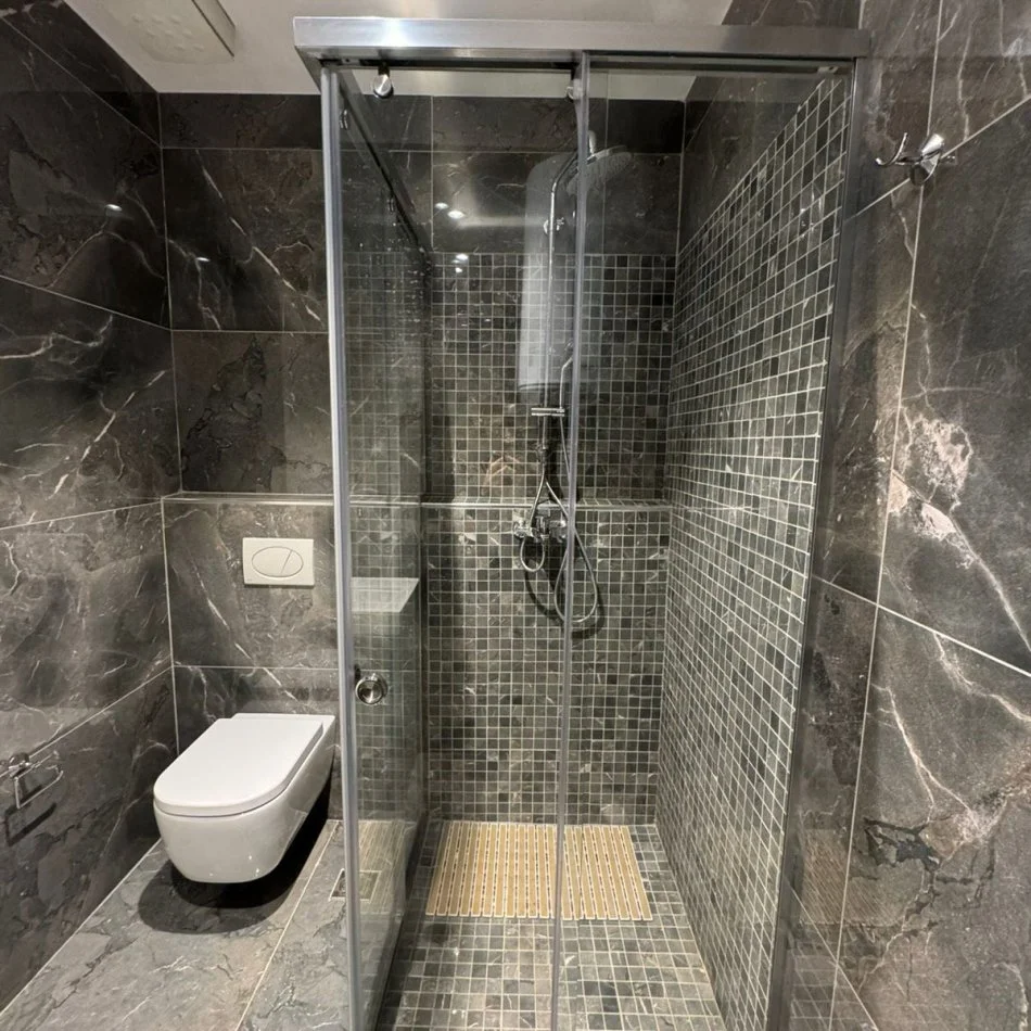 Tirane, shitet 1+1 , 117 m² 175.000 €