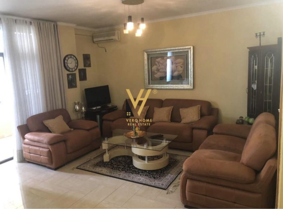 Tirane, shitet apartament 3+1+Ballkon Kati 7, 125 m² 380.000 € (RRUGA E ELBASANIT)