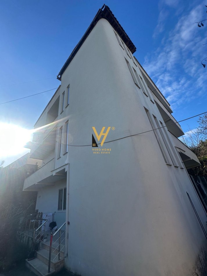 Tirane, shitet Vile 3 Katshe Kati 0, 743 m² 1.000.000 € (RRUGA E ELBASANIT)