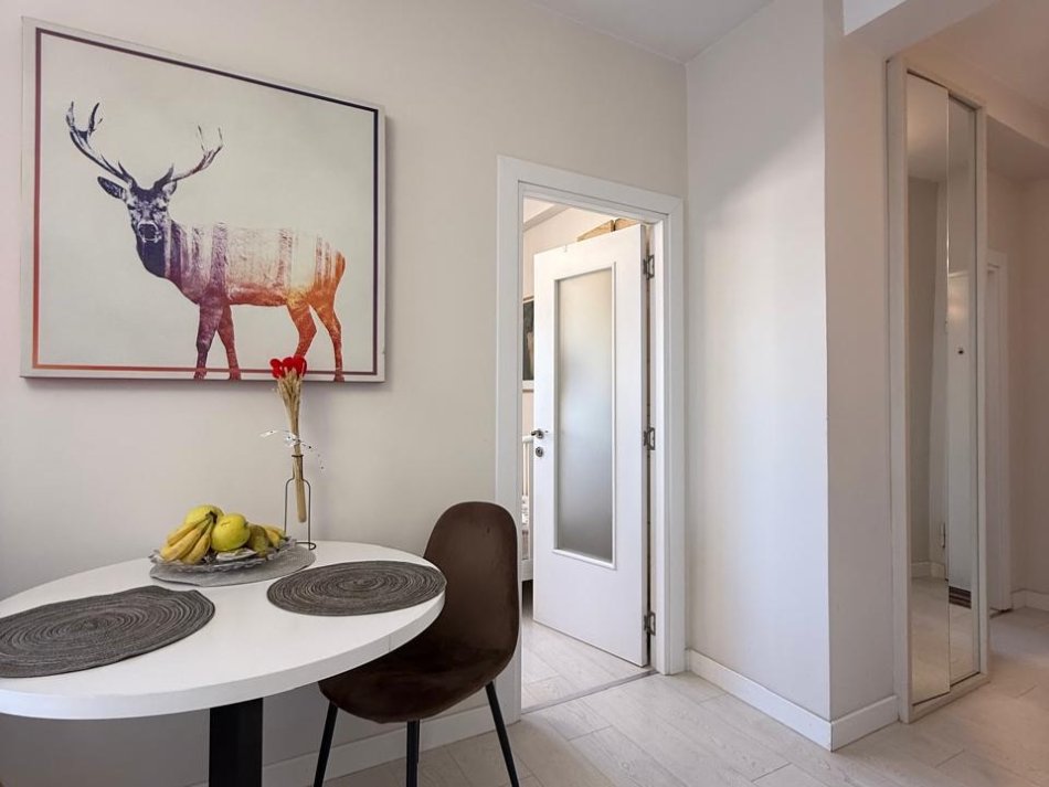 Tirane, shitet apartament 1+1 , 50 m² (Rr Bardhyl)