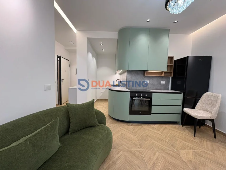 Tirane, shitet 2 apartamente 1+1 , 129 m² 315.000 € (Astir)