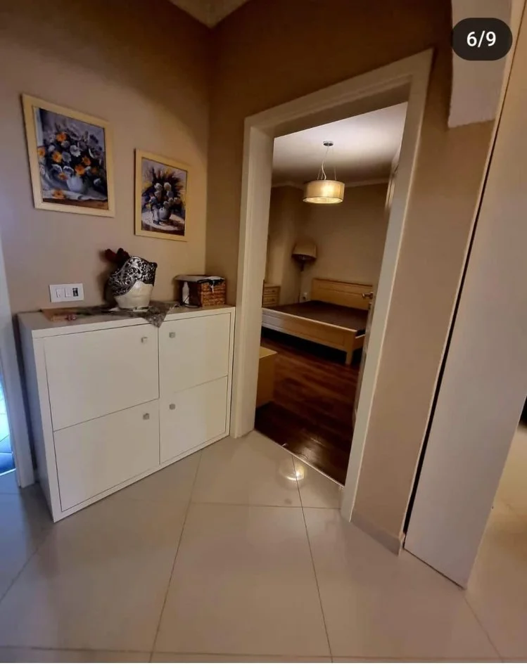 Tirane, jepet me qera apartament 3+1 Kati 2, 100 m² 850 € (rruga e kavajes)