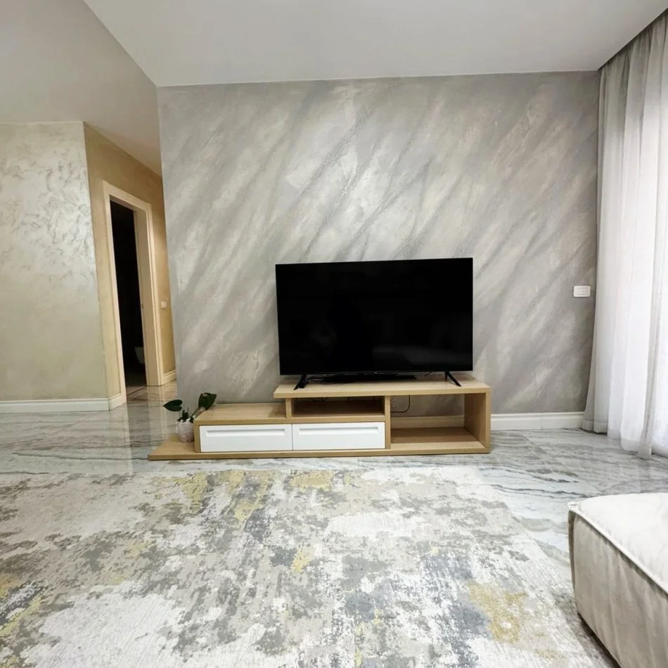 Tirane, shitet apartament 2+1 , 117 m² 