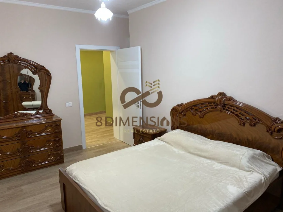 Tirane, shitet apartament 2+1+Ballkon Kati 3, 109 m² 210.000 € (rruga e durresit)