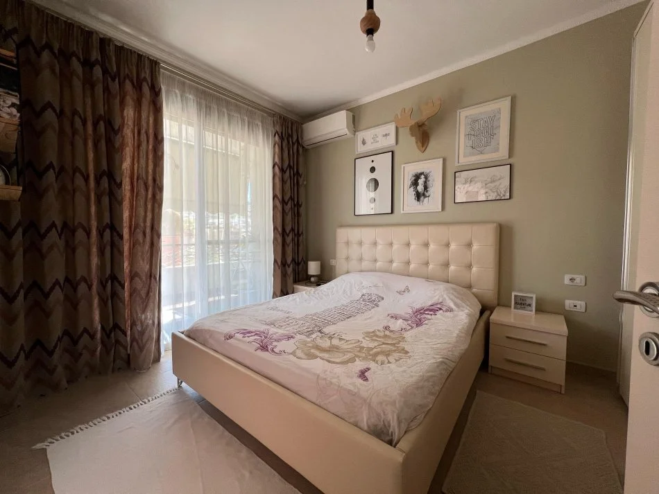 Tirane, shitet apartament 2+1+Aneks+Ballkon Kati 2, 108 m² 215.000 € (Liqeni Thate)