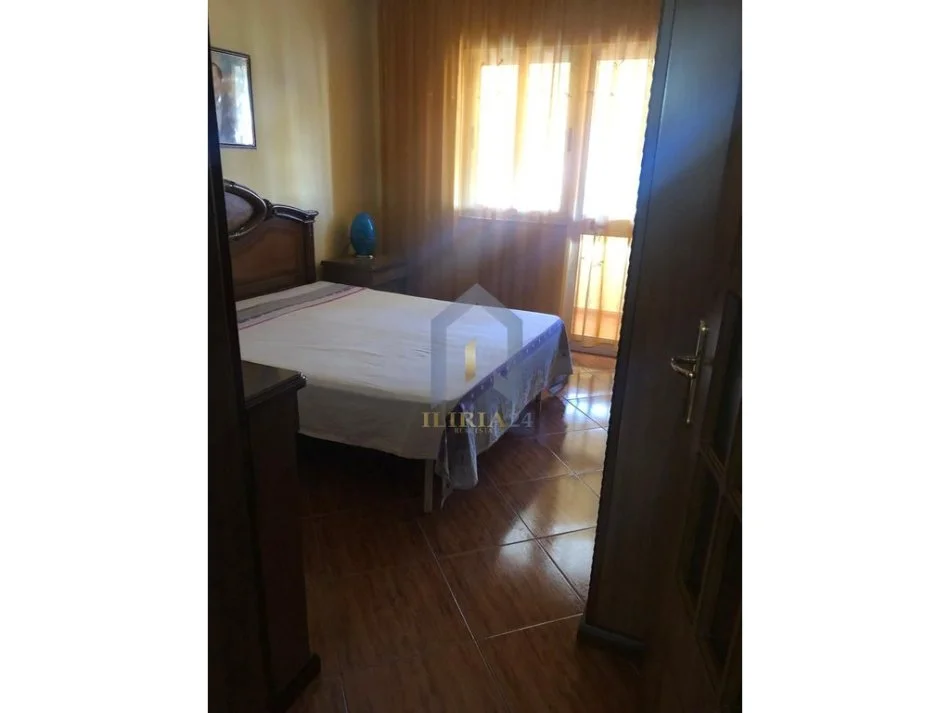 Tirane, shitet apartament 2+1+Ballkon Kati 6, 91 m² 220.000 € (Rruga E Elbasanit)