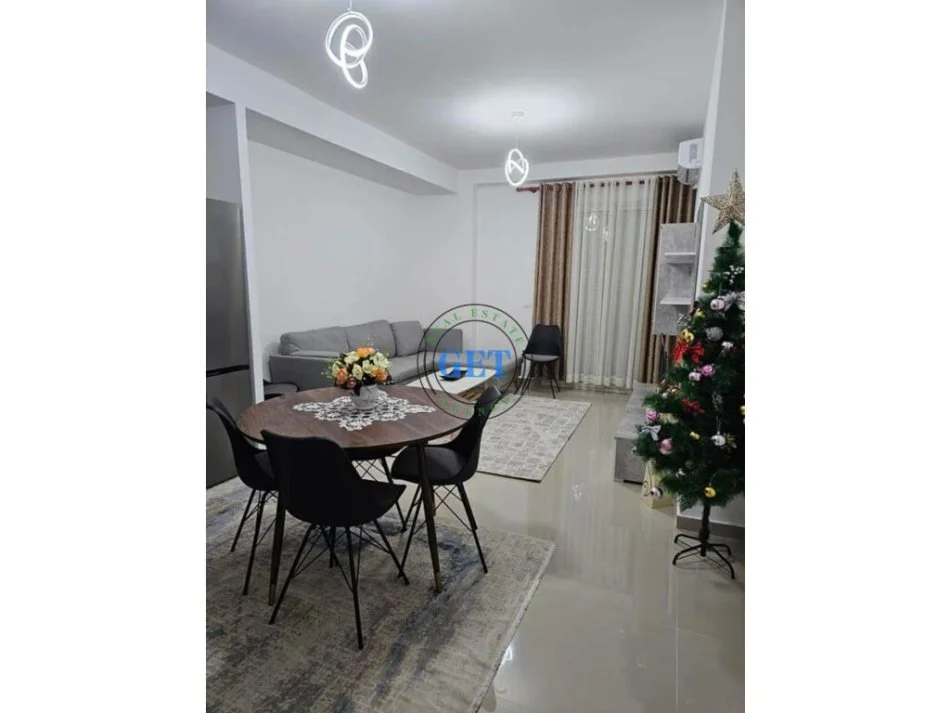 Durres, jepet me qera apartament 1+1 Kati 2, 65 m² 300 € (Prane Spitalit)