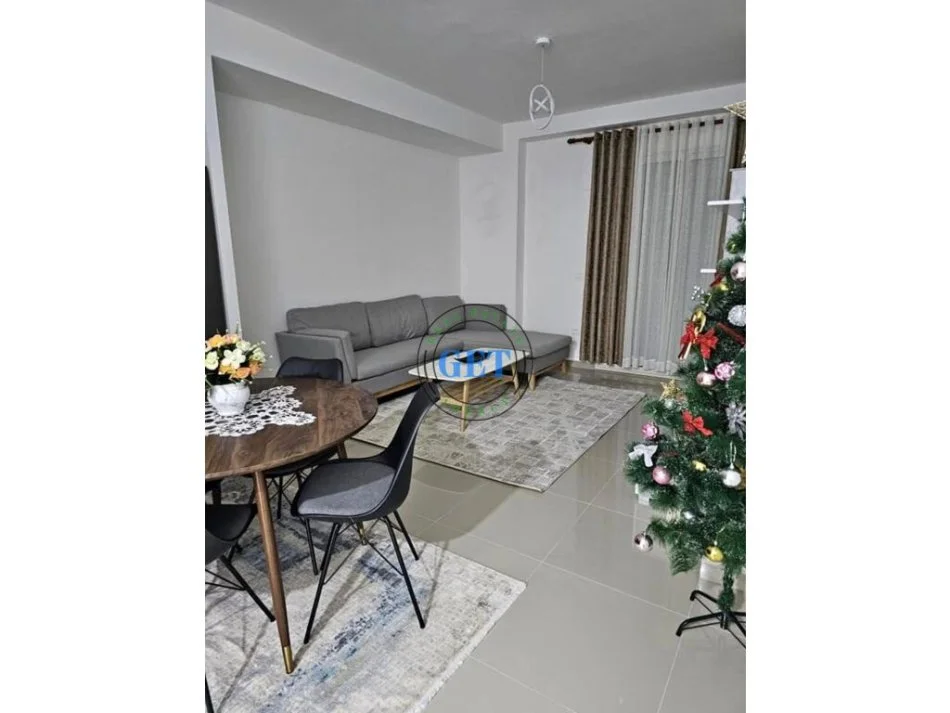 Durres, jepet me qera apartament 1+1 Kati 2, 65 m² 300 € (Prane Spitalit)