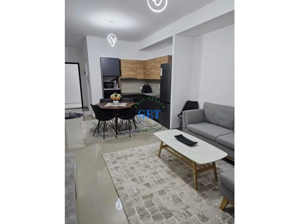 Durres, jepet me qera apartament 1+1 Kati 2, 65 m² 300 € (Prane Spitalit)