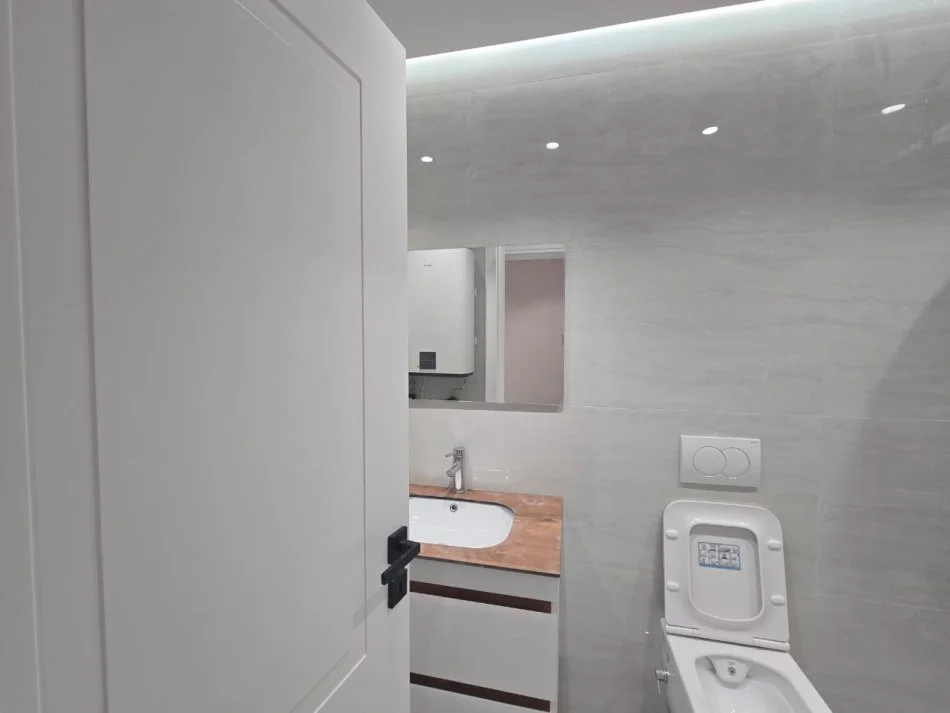 Tirane, shitet apartament 2+1 , 101 m² 255.000 € (Komuna e Parisit)