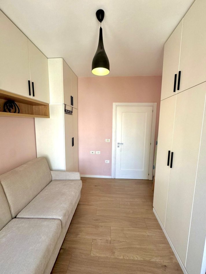 Tirane, shitet 2+1 , 78 m² 210.000 € 