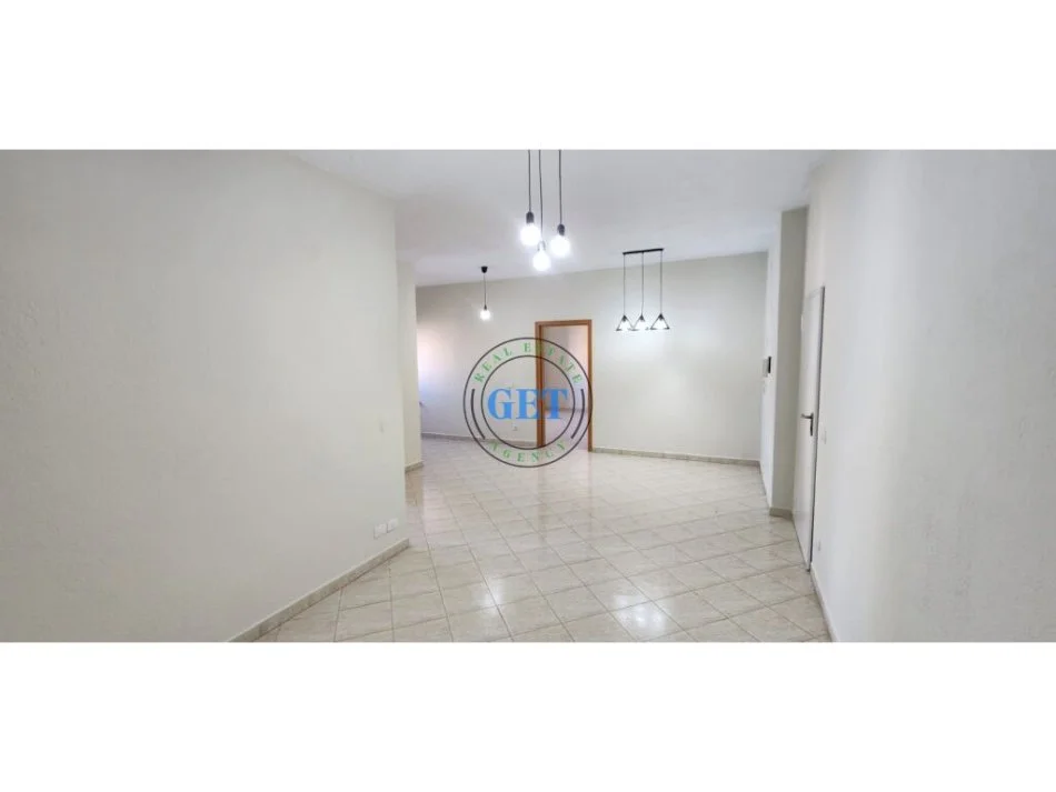 Durres, shitet apartament 2+1 Kati 4, 90 m² 95.000 € (Plazh Iliria, Durres)