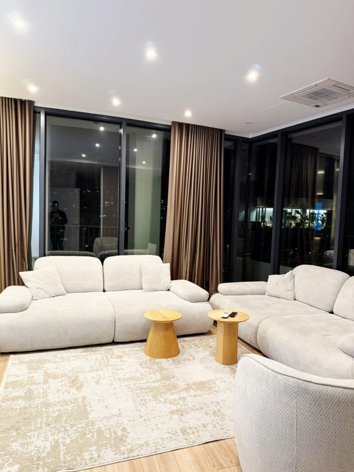 Tirane, shitet apartament 2+1 , 124 m² 550.000 € 